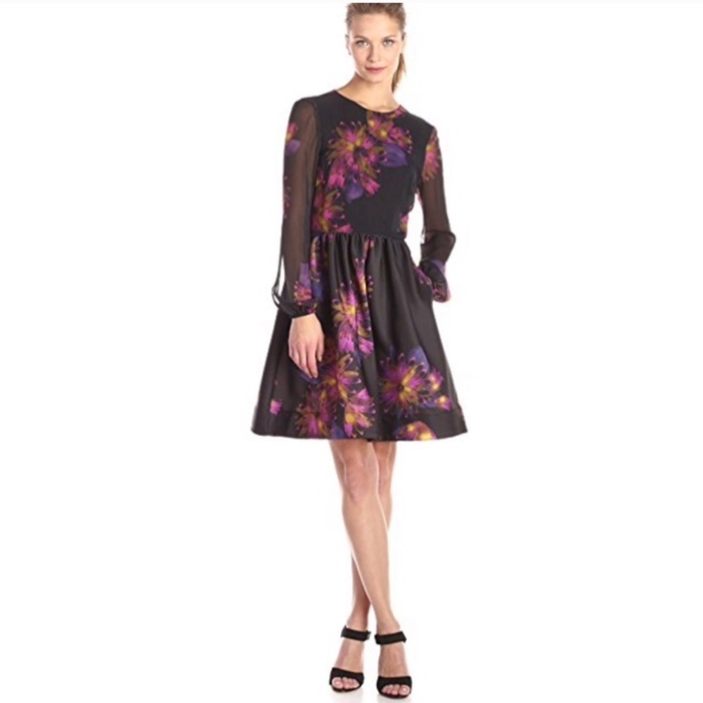 Taylor dress (damaged) see pic